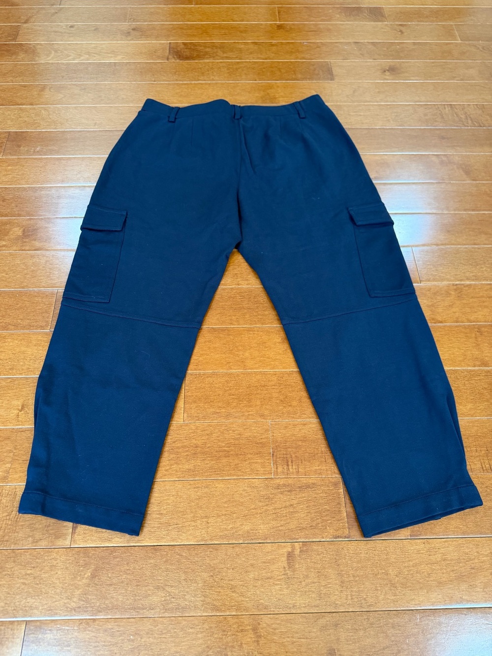 NWT Quince Navy Elastic Waist Ultra Stretch Ponte Tapered Cargo Pants Sz. L - Picture 5 of 7